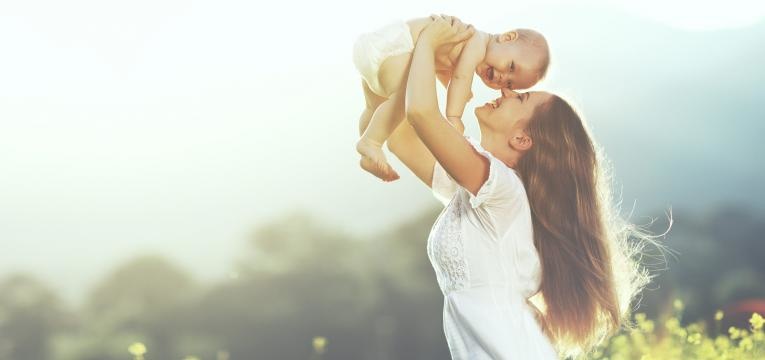 5 benefícios do Reiki no tratamento de depressão pós-parto